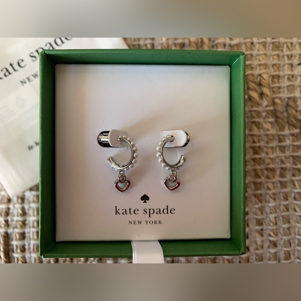 Kate Spade Silver Heart Earrings NWT - Picture 2 of 3